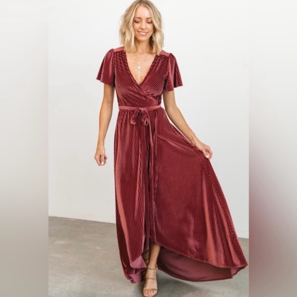 Baltic Born Andi Wrap Dress NWOT Ribbed Velvet Dark Rose Red Large
